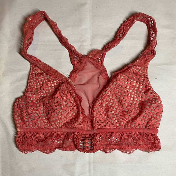 Victoria’s Secret Sheer Racerback Bralette - Picture 1 of 3